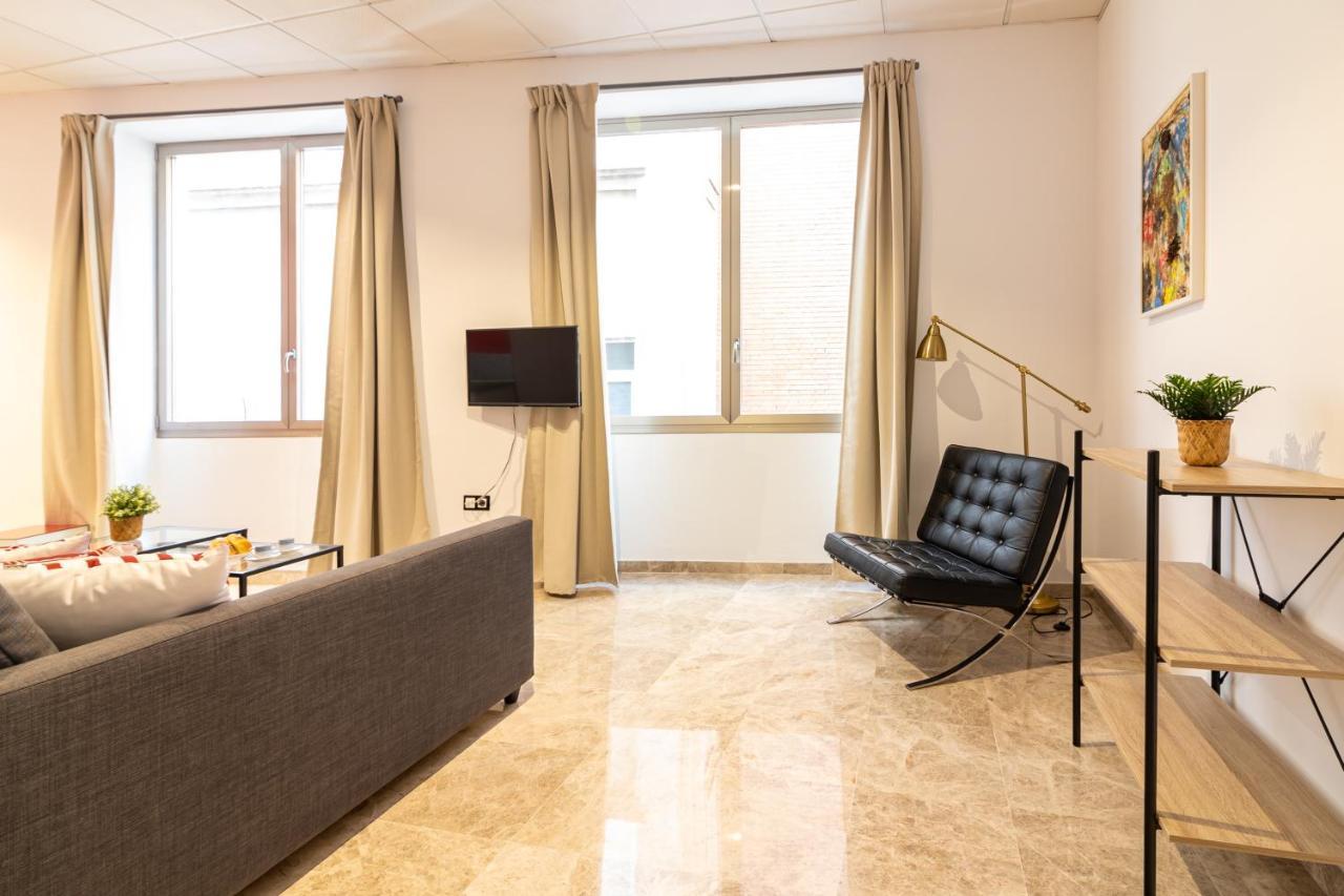 Saenz Suites Gallery By Bossh! Apartments Málaga Exterior foto