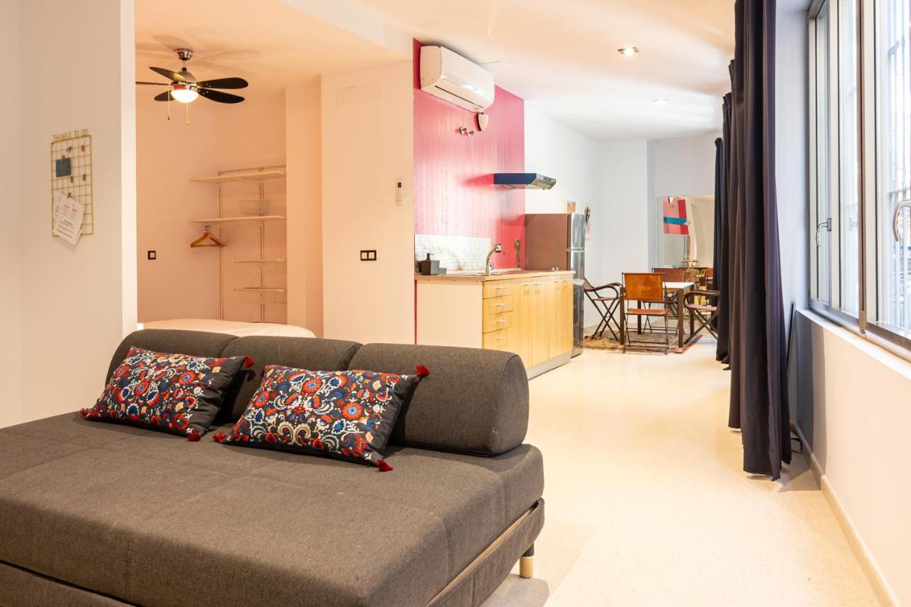 Saenz Suites Gallery By Bossh! Apartments Málaga Exterior foto